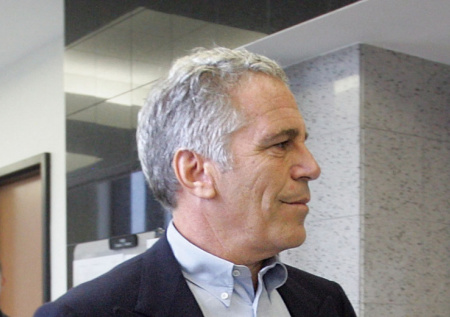 Эпштейну предлагали свободу за показания против Трампа