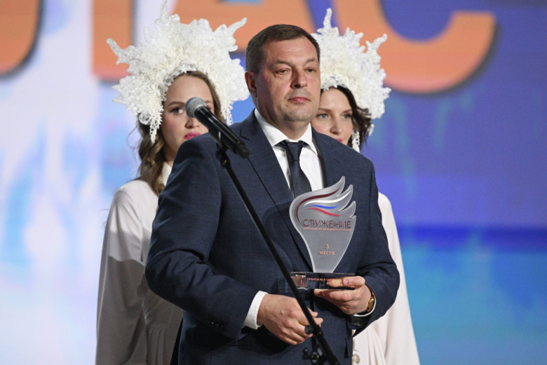 Виталий Артемов