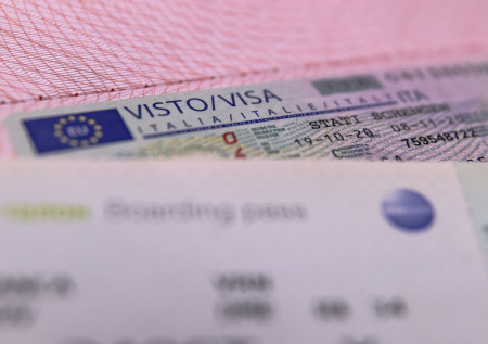 В Еврокомиссии оценили возможность полного запрета на выдачу виз россиянам