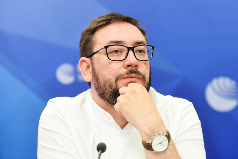 Артем Геллер