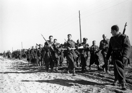 В России отмечают 82-летие освобождения Киева Красной армией