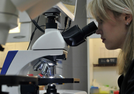 Врач ответила, какие паразиты особенно опасны для людей