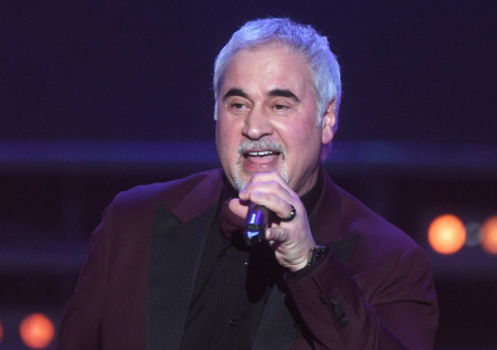 Меладзе заработал 22 млн рублей за концерт в Санкт-Петербурге