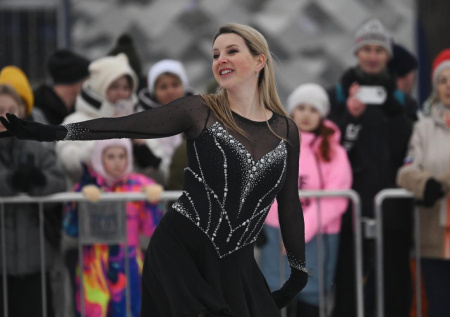 Слуцкая рассказала, когда снова вернется на лед