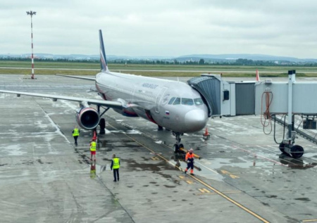 Росавиация сообщила о временных ограничениях в двух аэропортах