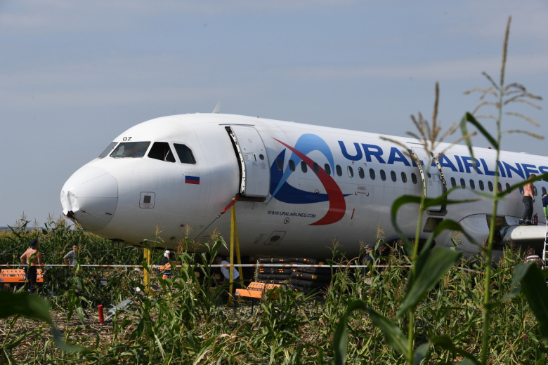 Самолет Airbus А321