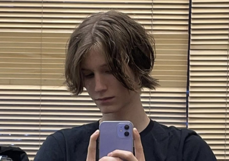 Сын Децла объяснил, почему «отрекся» от отца и деда