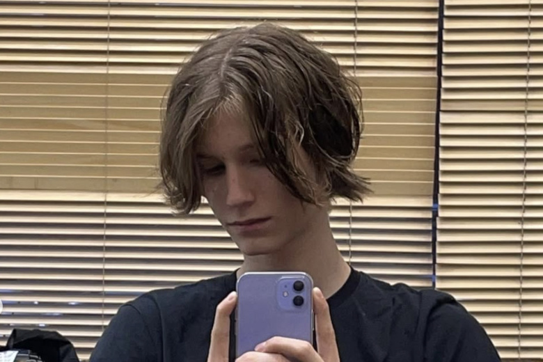 Сын рэпера Децла (настоящее имя — Кирилл Толмацкий) Антоний