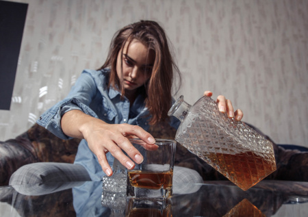 В РФ заявили, что ограничения на алкоголь ударят по «некрасивым» женщинам