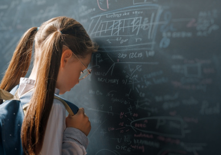 В Госдуме сделали заявление по летним каникулам в 2026-м: дети в бешенстве, а родители счастливы