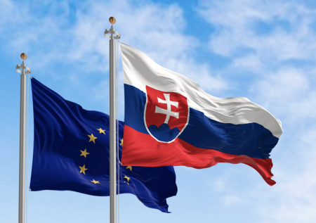 В Европе призвали Запад оставить Россию в покое