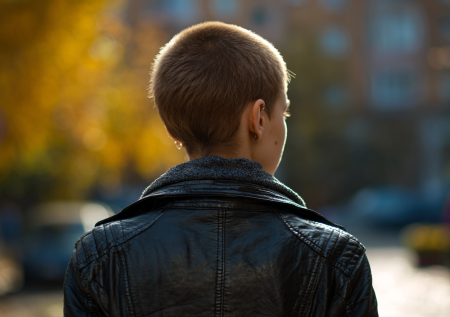 Бойцовский клуб по-кубански: беззубая пацанка кошмарит Краснодар