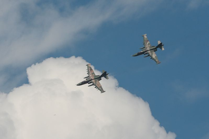 Штурмовики Су-25