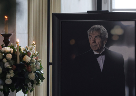 В Москве прощаются с телеведущим Юрием Николаевым: фото