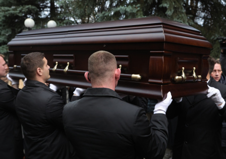 Стало известно, рядом с кем похоронят Юрия Николаева