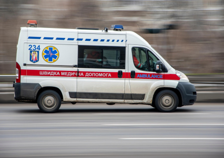 Мужчина сорвался с пятого этажа украинского военкомата