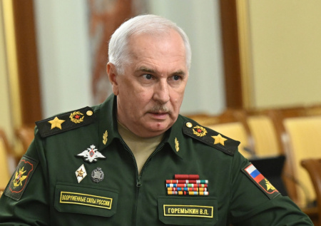 Замглавы МО России встретился с министром обороны КНДР