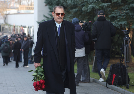 Друг Юрия Николаева назвал любимую марку авто актера