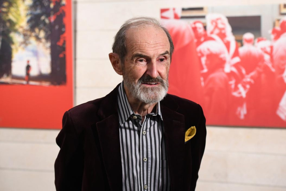 Художник Эрик Булатов на открытии своей выставки в фойе театра «Мастерская Петра Фоменко»