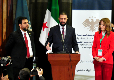 Президент Сирии начал визит в США с игры в баскетбол