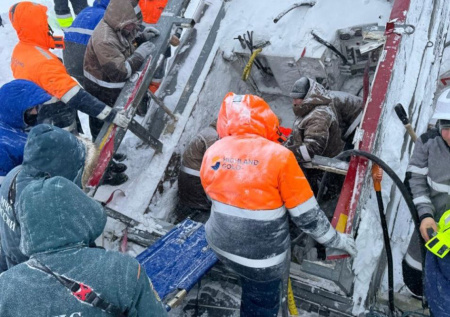 Появились кадры спасения проведшего ночь под лавиной на Камчатке геолога