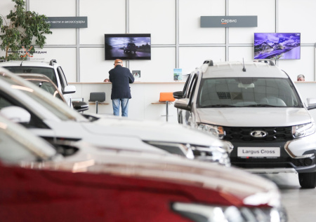 Продажи Lada Largus могут быть прекращены из-за одной проблемы