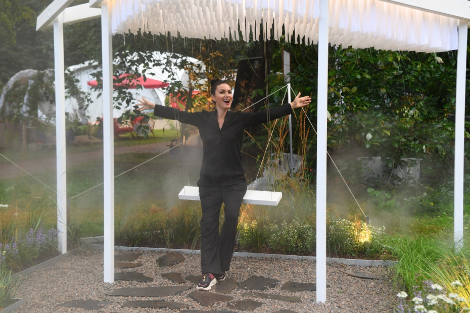 Актриса Юлия Такшина