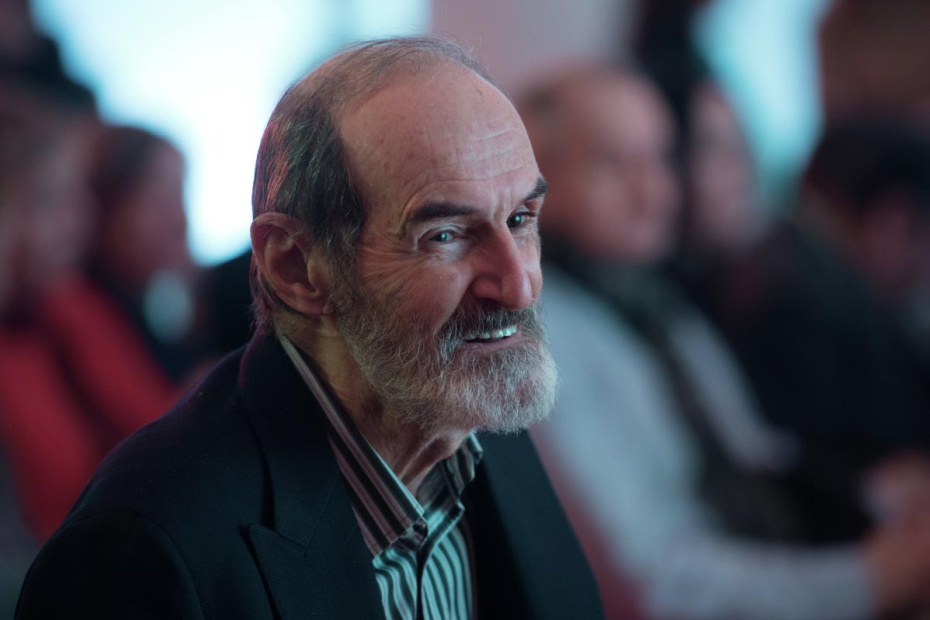 Художник Эрик Булатов перед торжественной церемонией награждения лауреатов юбилейной, X Премии Кандинского в области российского актуального искусства