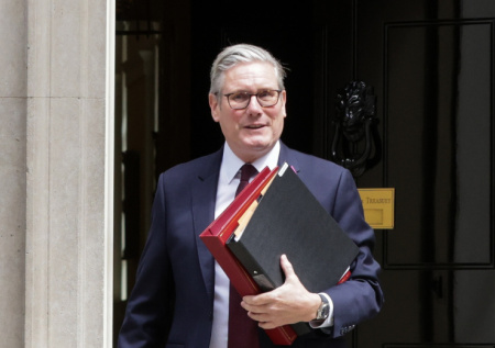 Чучело Стармера сожгли в честь британского праздника