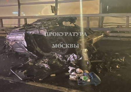 Стало известно, кто оказался пятым пассажиром разбившегося Lamborghini