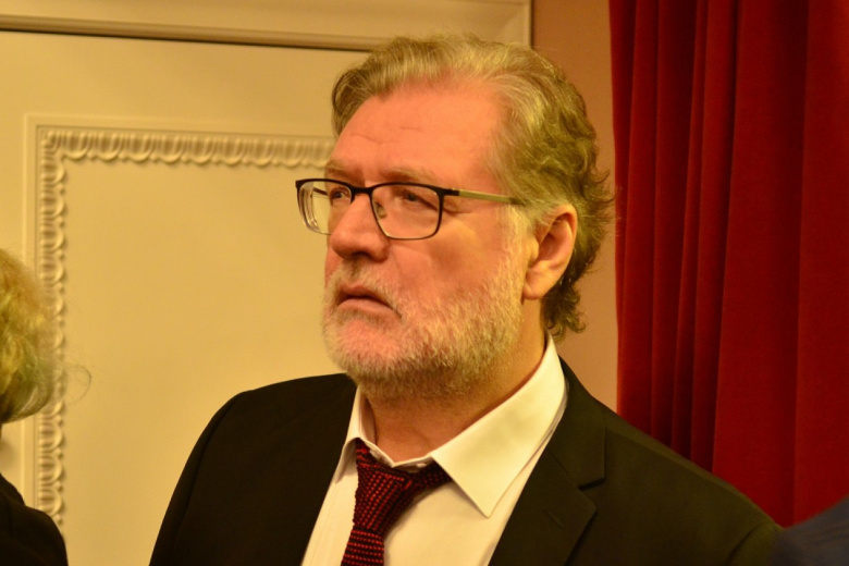 Владимир Симонов