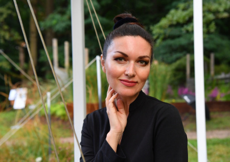 Антипенко, обстрелы Белгорода, новая любовь: как живет актриса Юлия Такшина