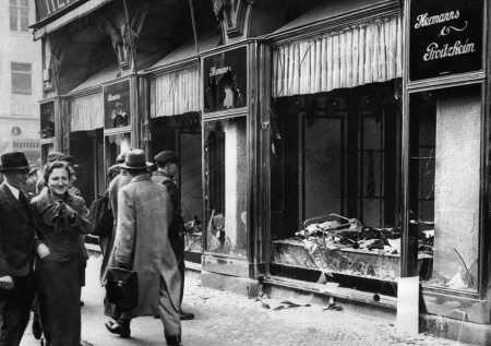 Речь Гитлера прервала памятную церемонию