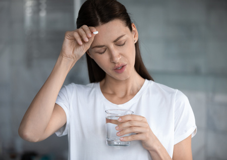 Врач предупредила об опасности бесконтрольного приема обезболивающего