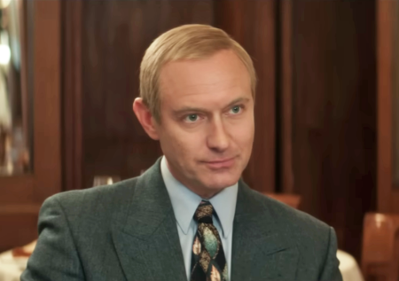 Общественник оценил необходимость показа «Кремлевского волшебника» в РФ