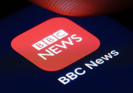 «BBC фабрикует новости»: в ГД объяснили причину увольнений в медиахолдиге