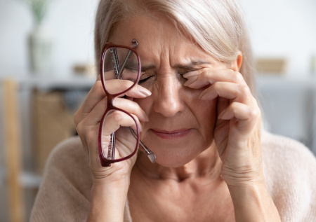 Врач перечислил тревожные признаки ботулизма