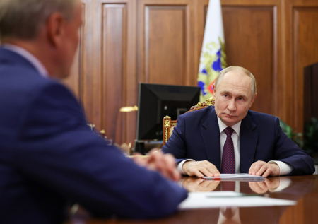 Путину рассказали об отечественной разработке «Вжух»