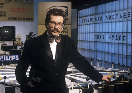 Вдова убитого Листьева показала редкое фото мужа с покойным Николаевым