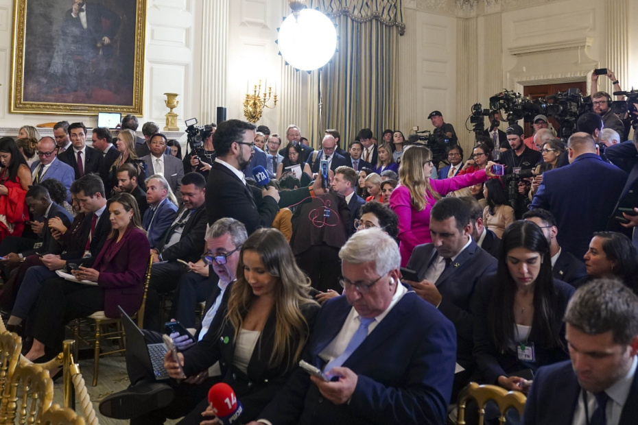 Вашингтон, округ Колумбия, США. Журналисты собираются перед пресс-конференцией президента США