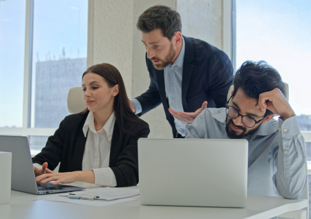 Психолог ответил, чем грозит недовольство работой