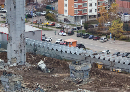 Названо число пострадавших при обрушении части колонны комплекса «Снежком»