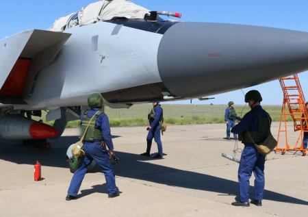 Стало известно, что предлагали за угон вооруженного «Кинжалом» истребителя