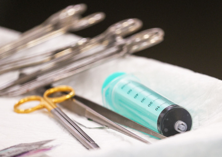 Подмосковные врачи помогли мужчине с инородным телом в мочевом пузыре