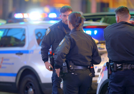 Американского миллиардера обвиняют в создании секс-подземелья для пыток