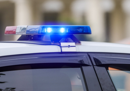 Водитель иномарки на скорости сбила молодую девушку под Саратовом