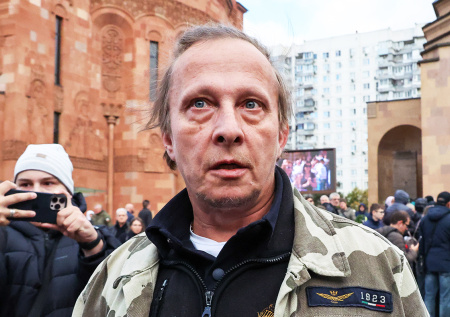 Охлобыстин составил топ знаковых фильмов для молодежи