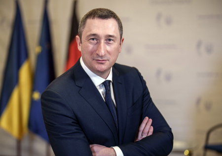 Бывшего вице-премьера Украины уличили в планах сбежать из-за дела Миндича