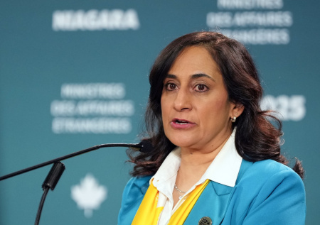 Санкции Канады против России сравнили с противомоскитной сеткой на подлодке