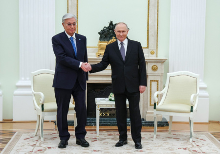 Путин и Токаев посетят концерт